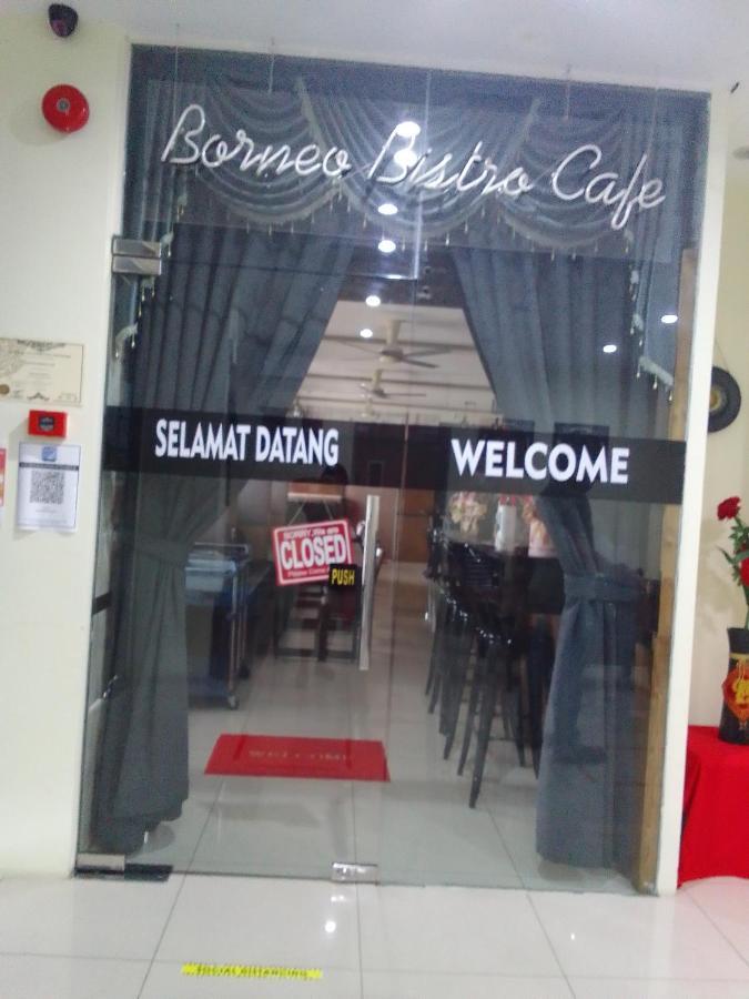Super Oyo 90464 Borneo Suites Hotel Kota Kinabalu Buitenkant foto